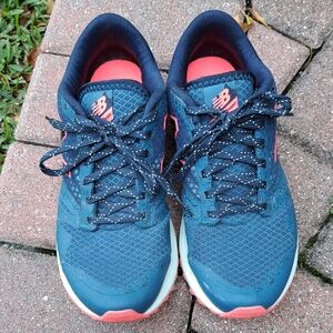 New Balance Women's Navy and Coral Athletic Shoes